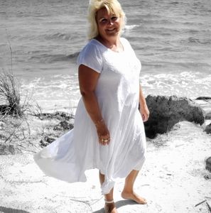 Meet your Posher, Dana